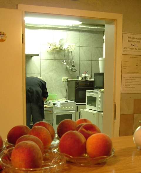 Provisorische Küche vom Treffpunkt Kaffee Bankrott - Foto: mob-Archiv